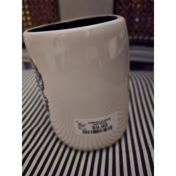 NWT Rae Dunn Disney Villains Poor Unfortunate Souls Ursula Mug The Little Mermai - Picture 10 of 12